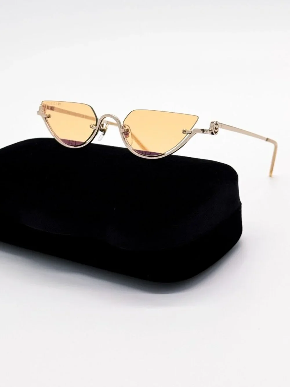 New Gucci Yellow Gold Cat Eye Women Sunglasses GG1603S 004